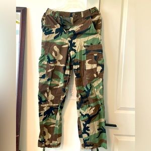Camo BDUs. 27 x 30